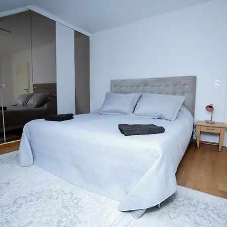 Business & Travel Apartment, 15 Min Messe *
