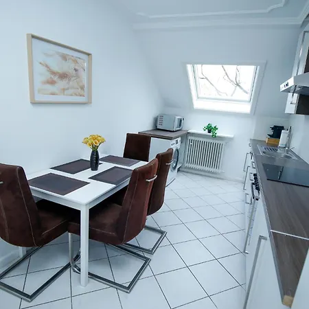 Business & Travel Apartment, 15 Min Messe Apartment