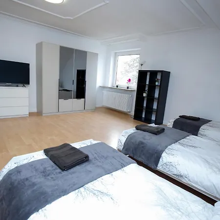 Business & Travel Apartment, 15 Min Messe Apartment *